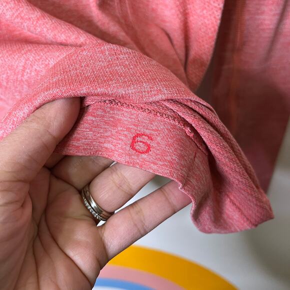 Lululemon Swiftly Tech Athletic Top Red Coral Sz 6 Long Sleeve Yoga Running - Picture 8 of 8